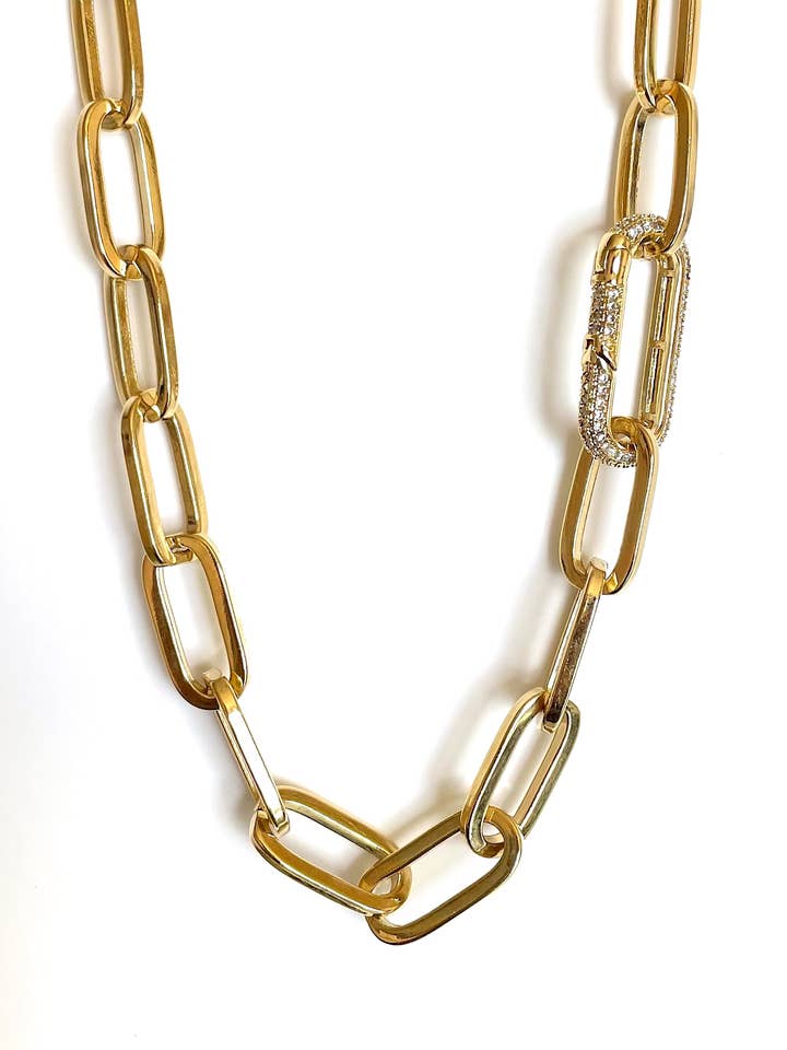 Catena ovale con moschettone per la vendita all'ingrosso da parte di Jennifer Tuton Jewelry