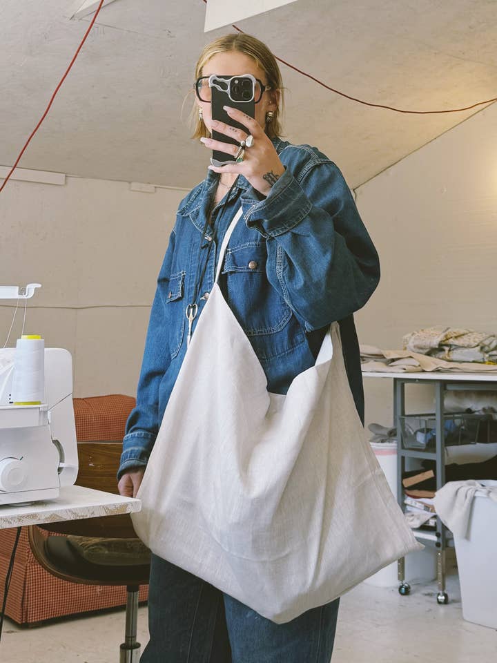 Park Bag #1, Oat Linen for wholesale by Maya Meyer