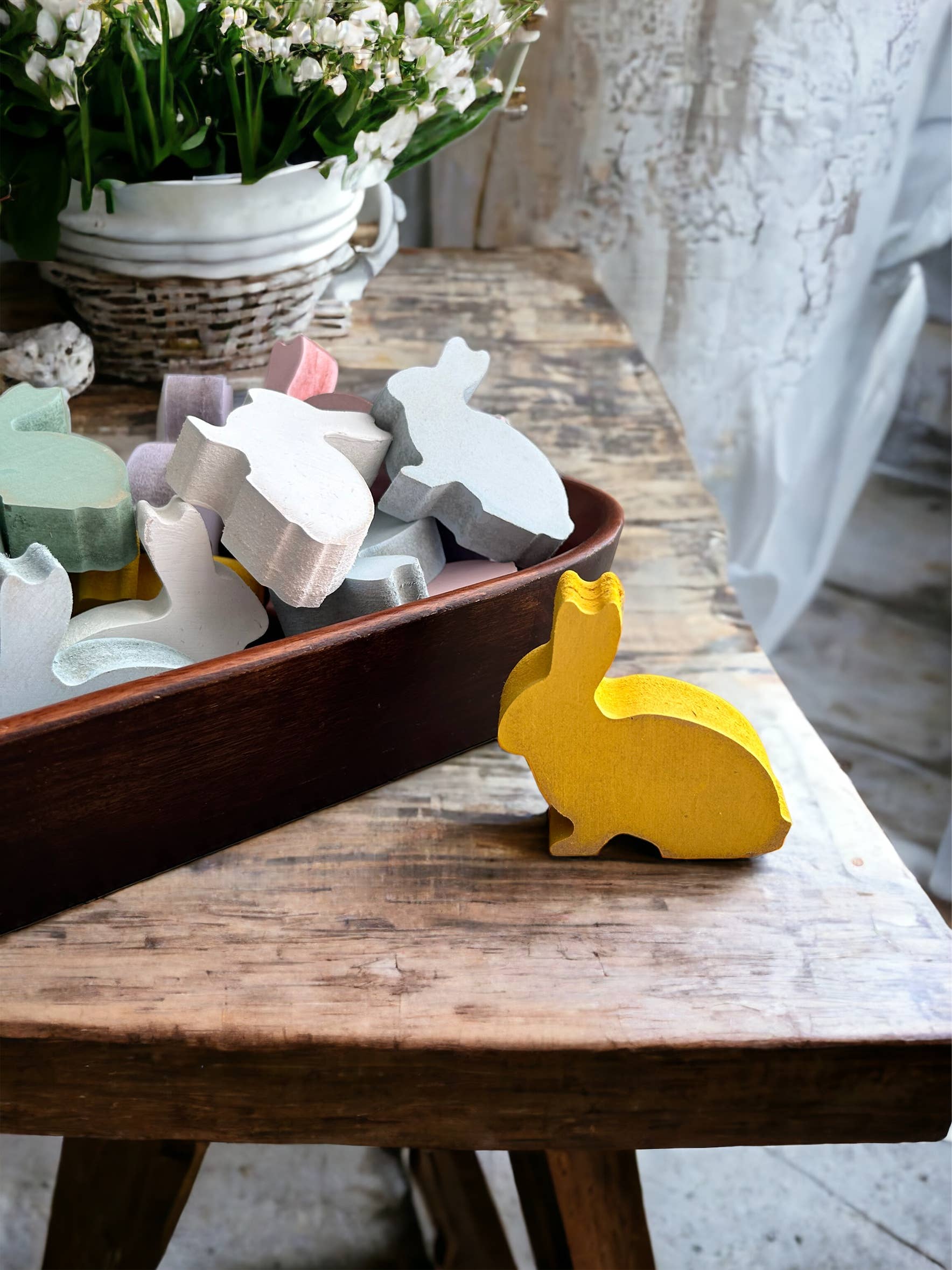 Inkwood Crafters - Wholesale Decorative Tabletop Object - Primitive/Rustic MINI Wood Bunny Bowl Fillers - set of 33