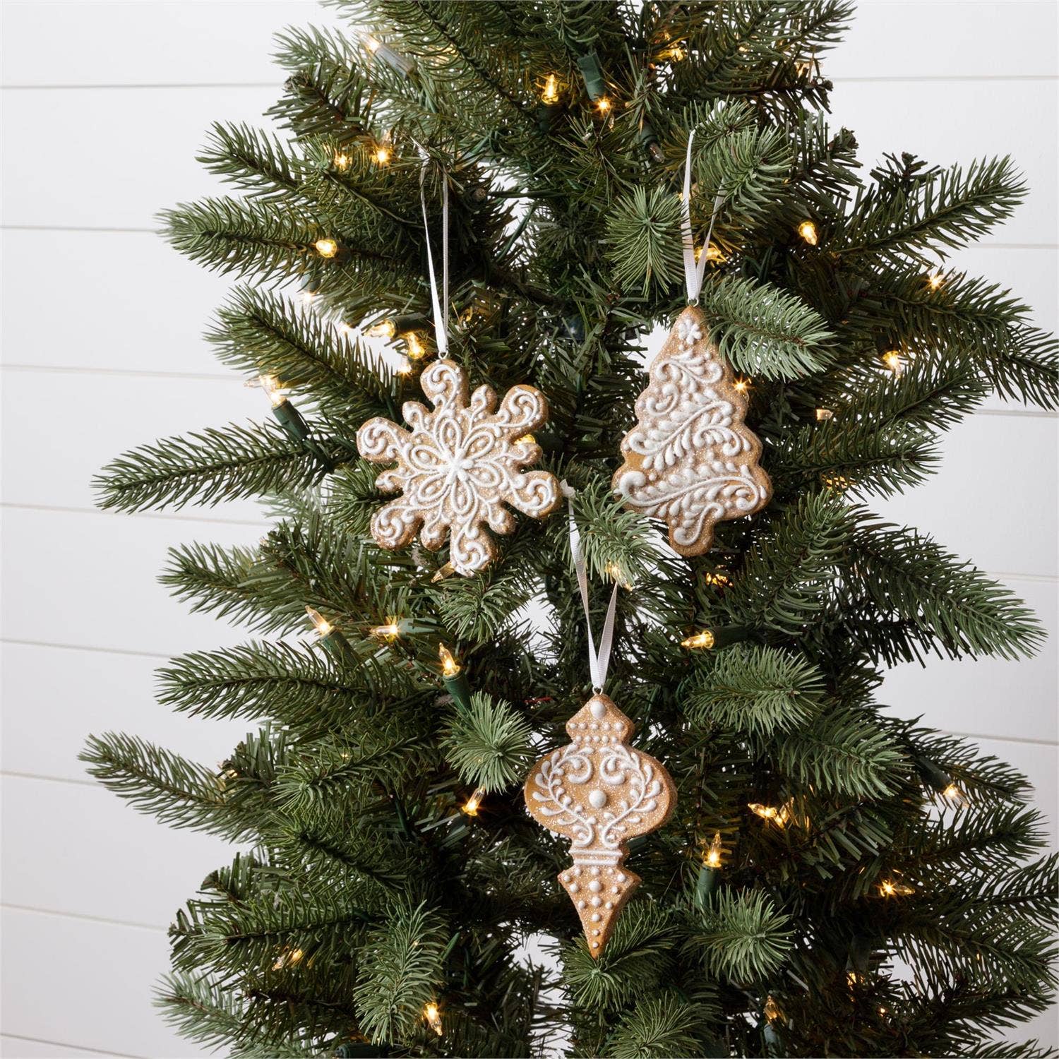 Audrey's Home & Gift - Wholesale Ornament Set - Gingerbread Ornaments (Pk/03 Ast)1