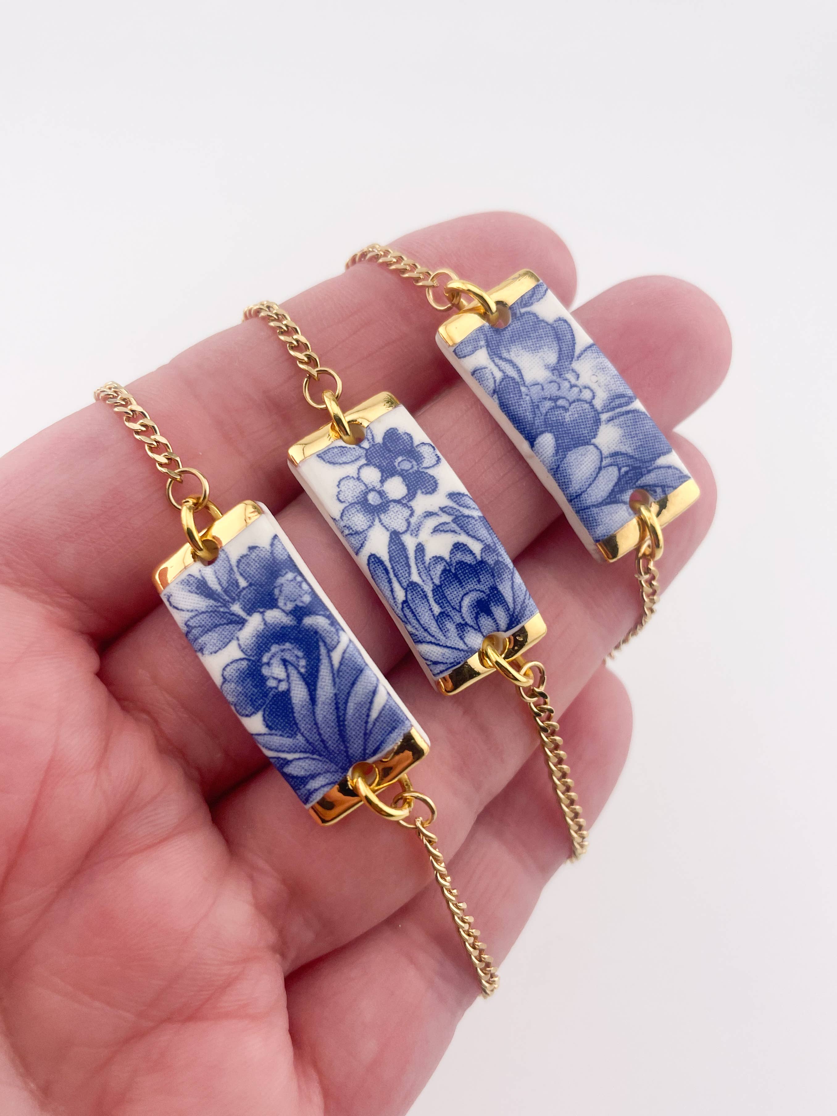 Clay Blanca – Großhandel Armband mit Charms/Anhängern – Blaue China Rechteck-Armbänder (Optionen)0