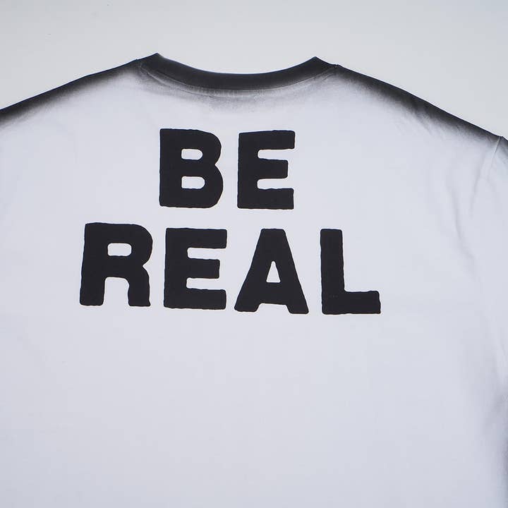 VERYRARE - Wholesale Screen Printed T-Shirt - Unisex - BE REAL/Astral Projection(s)
7