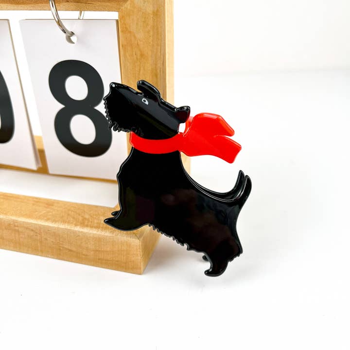 Pañuelo rojo negro con pinza para pelo de perro y otras tendencias de Resultados para pañoletas para perros al por mayor. Devoluciones gratuitas y condiciones de pago a 60 días en Faire en Faire.