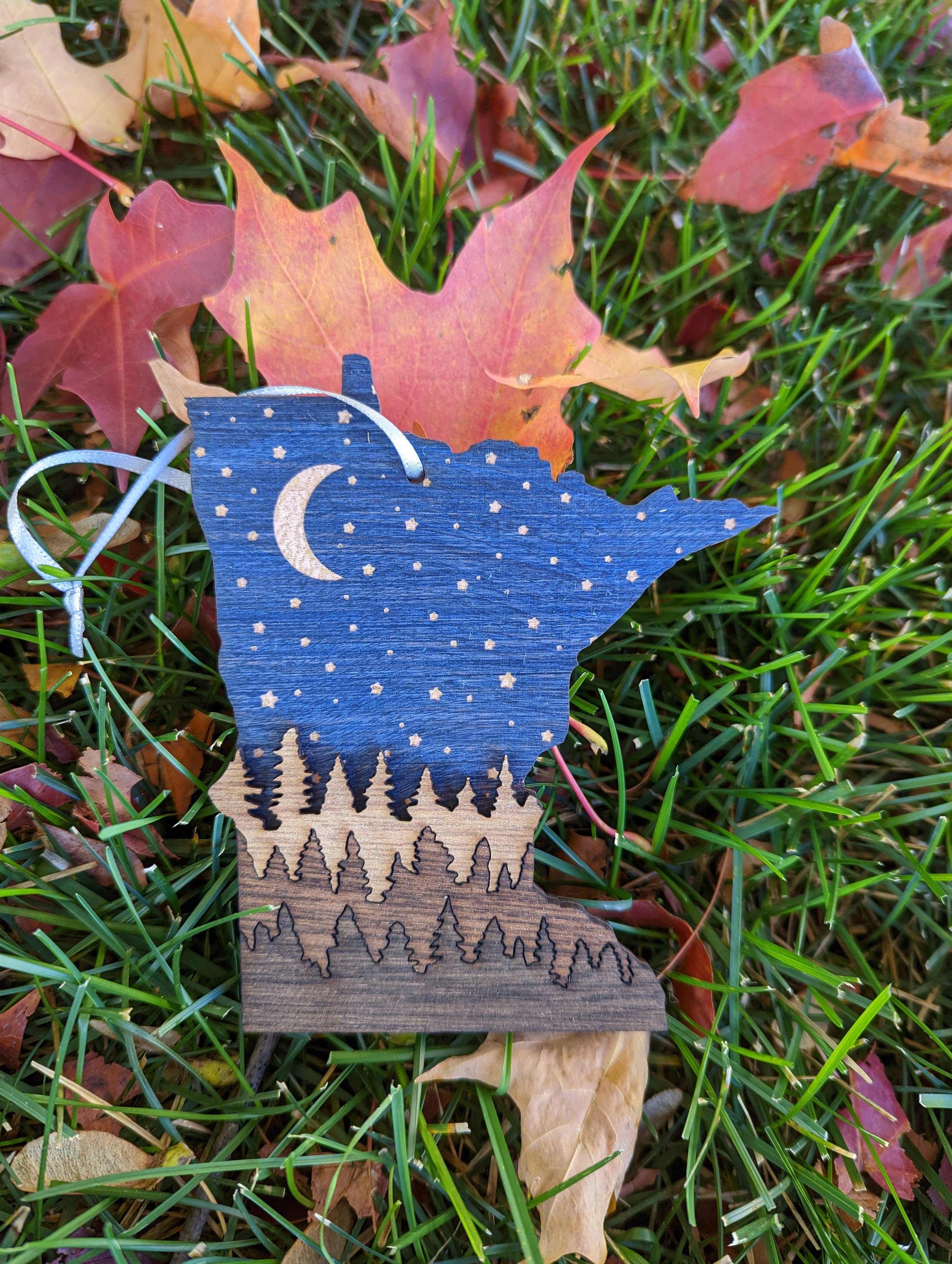 Knit and Nailed - Wholesale Ornament - Minnesota Wood Ornament Art 5" varieties0