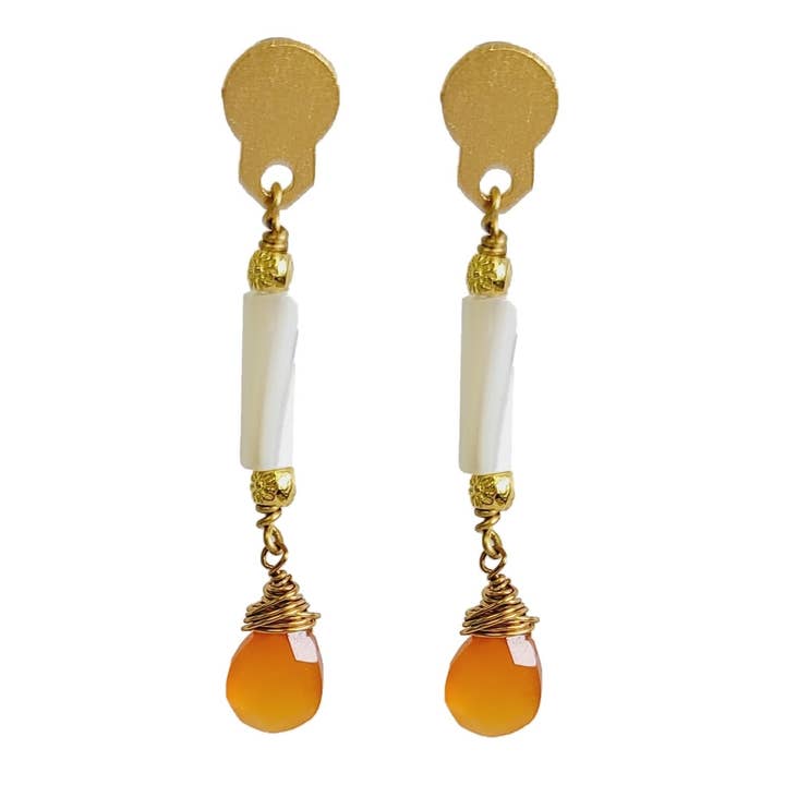 Boucles d'oreilles Ci pour la vente par MINU Jewels