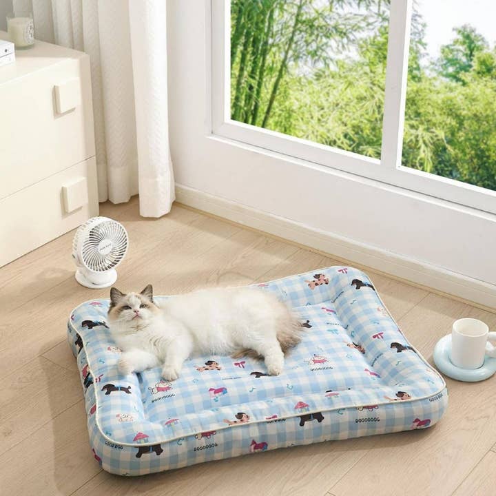 PAWPAWwholesale - Wholesale Pet Bed - Cat/Dog - Pet Cooling Pad with Waterproof & Leak-Proof Liner_CWMM70286