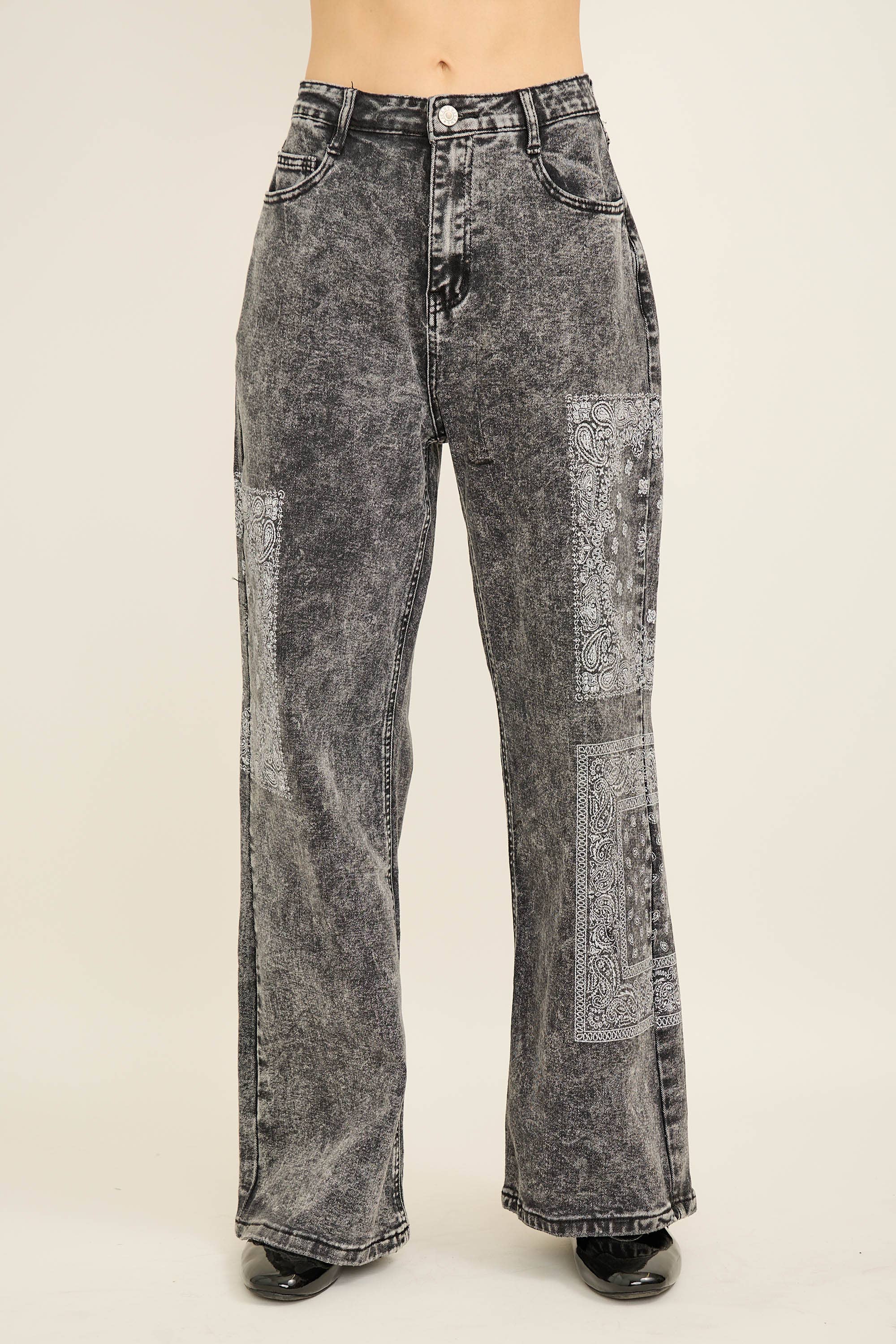 J.Her - Wholesale Jeans - Women's - Bandana Printed Boho Magic Stretchy Jeans DC5370