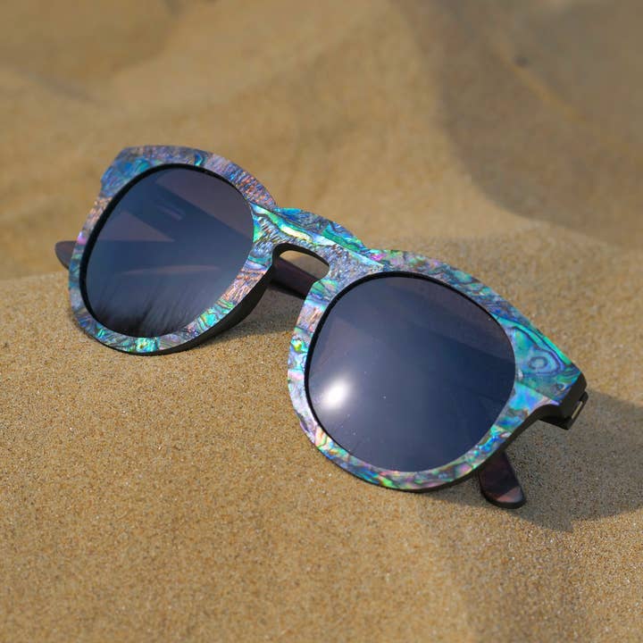 Rivington Seashell Sunglasses/Smoked Grey Lens for wholesale by Treeless Products