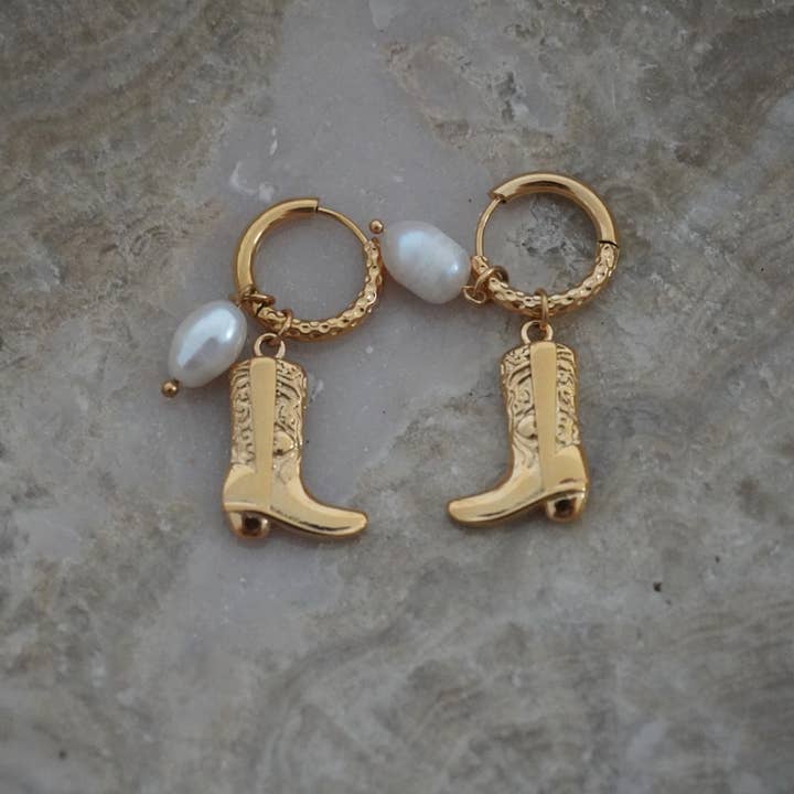 CHANSUTTPEARLS - Wholesale Dangle Earrings - COWGIRL BOOT EARRINGS 2