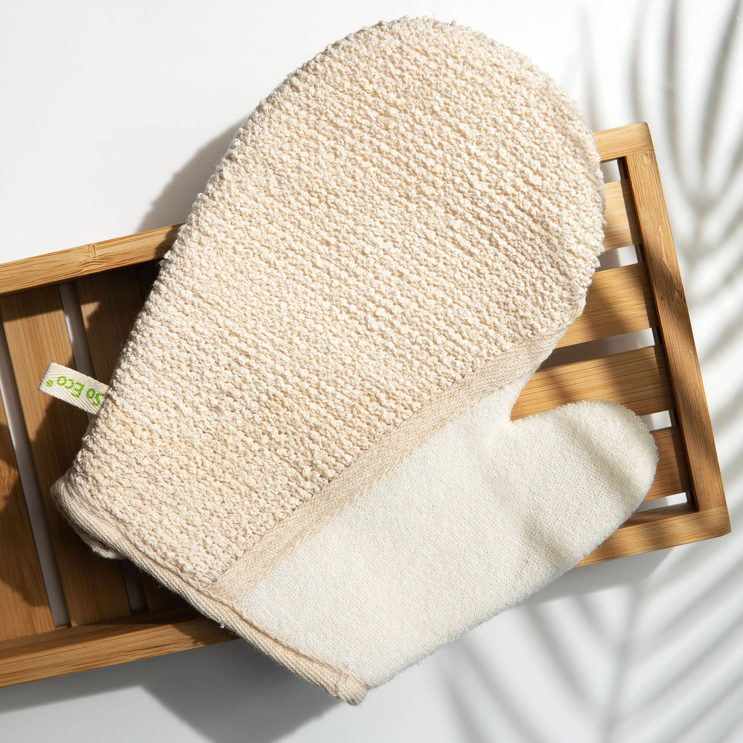 Soinvogue – wholesale Exfoliating gloves/mitts – So Eco 2-1 Exfoliating Glove2