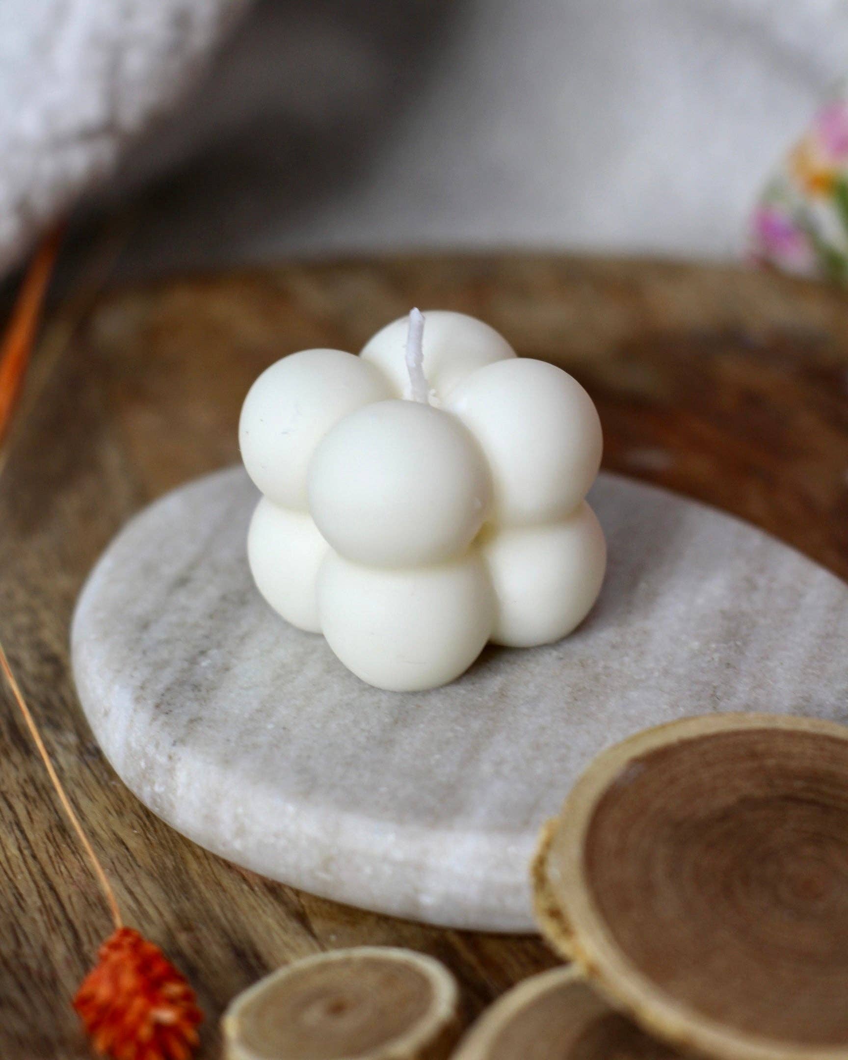 Meet me at the corner – wholesale Novelty candle – Small bubble cube candle2