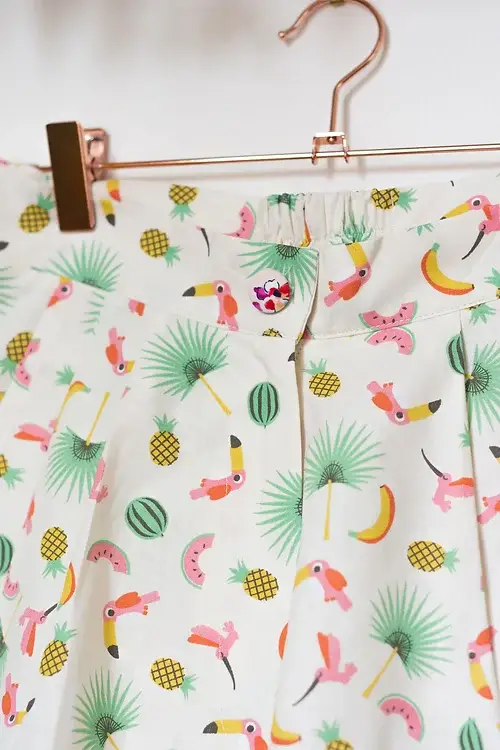 Jamais Sans Lui & Les Seins Nus - Wholesale Shorts - Women's - Short Babar Parroquet2