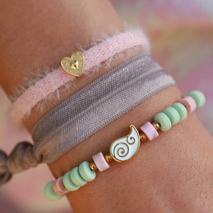 Love Ibiza - Wholesale Woven/Braided Bracelet - Ibiza elastiekjes Love, peace and happiness