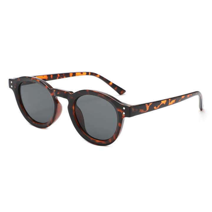 Cramilo Eyewear - Wholesale Sunglasses - Women's - Classic Round Keyhole Tinted Lens Circle Fashion Sunglasses5