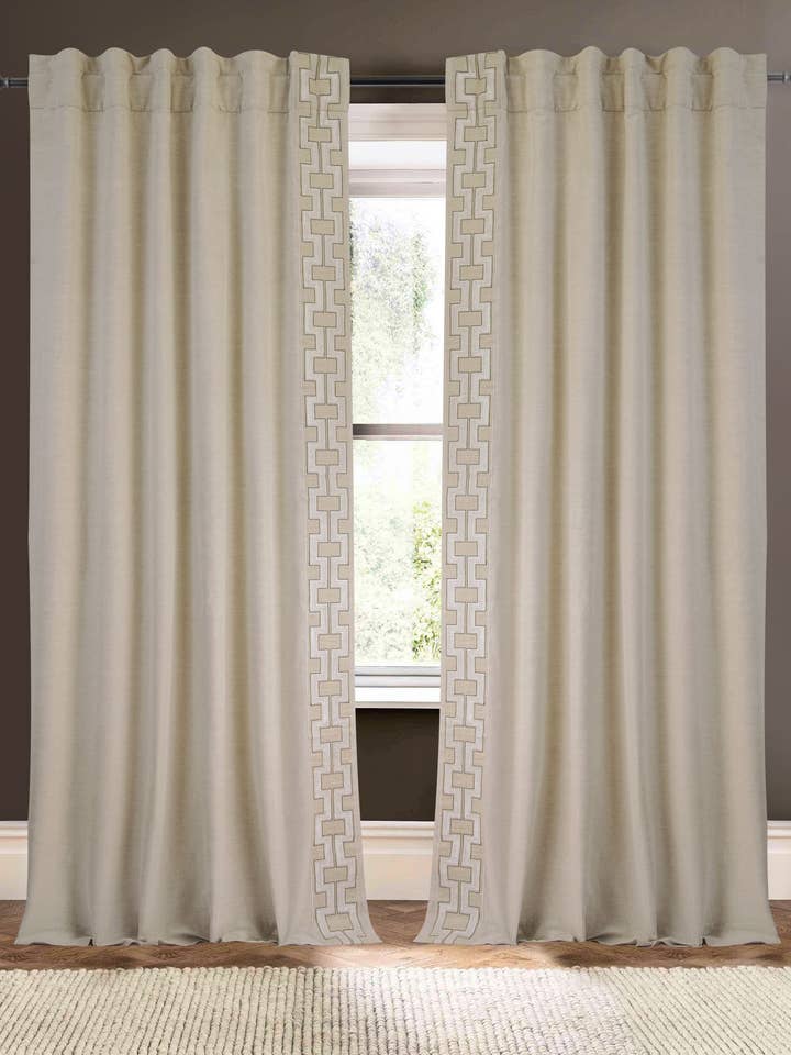 Legacy Natural 96" Gardin i linned-bomuldsblanding for engroshandel hos Creative Threads, Inc.