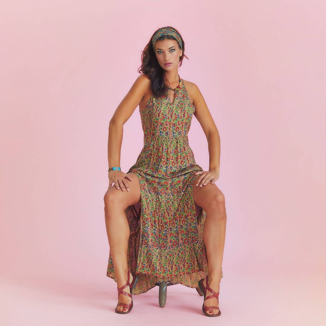 Los Banditos – Großhandel Kleid – Damen – Grünes Kleid mit Rückenausschnitt und ethnischem Aufdruck1