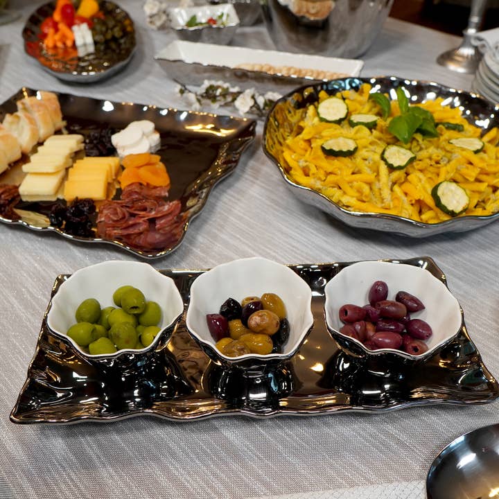 Certified International - Wholesale Serving tray - Silver Coast 4 pc. Tray w Bowls 14x6.25(bowls 4.25x4)