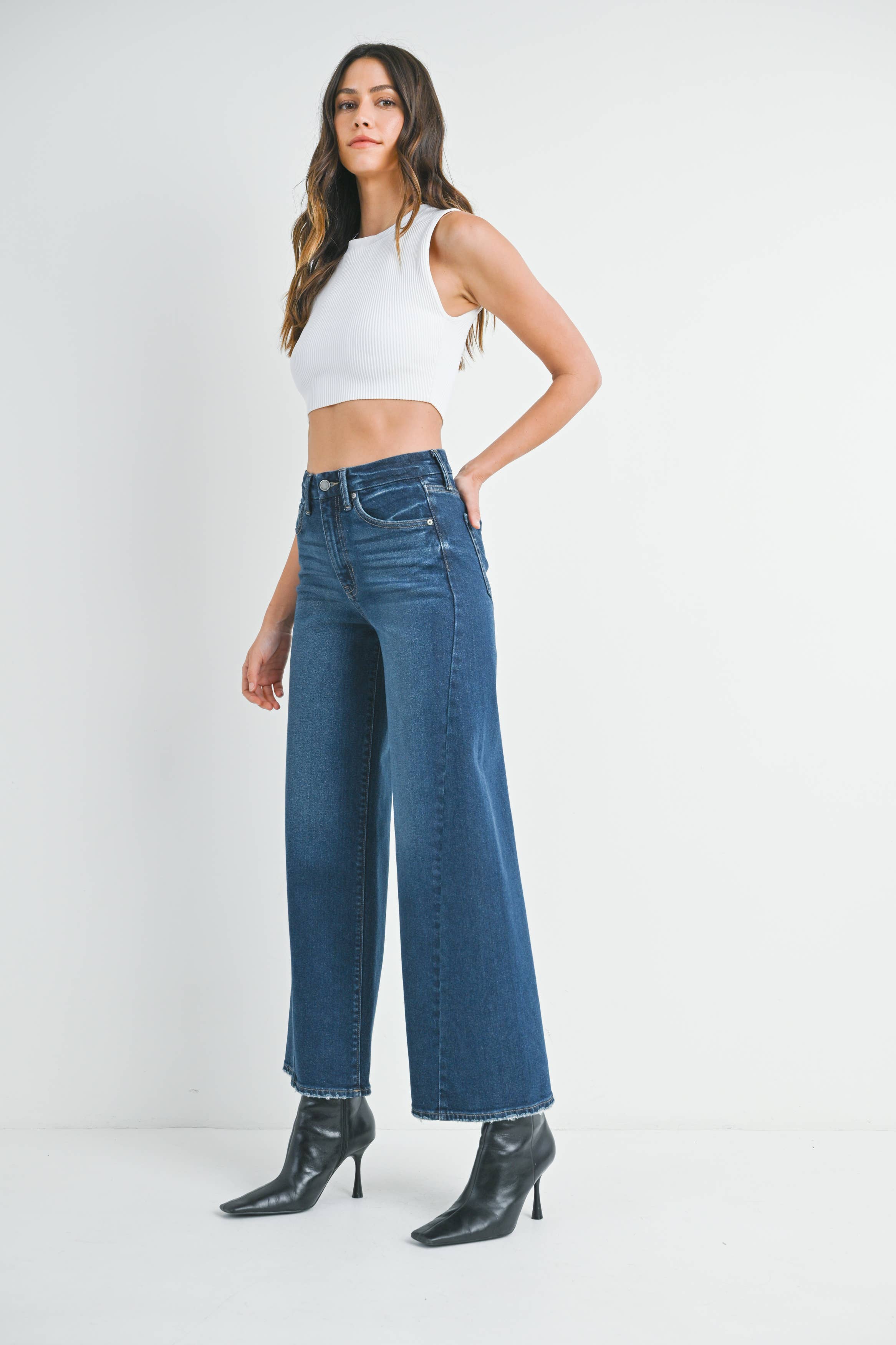 JBD - Vente Jean – femme - DP792 - DK - Sur la Botte HR Jambe Large2