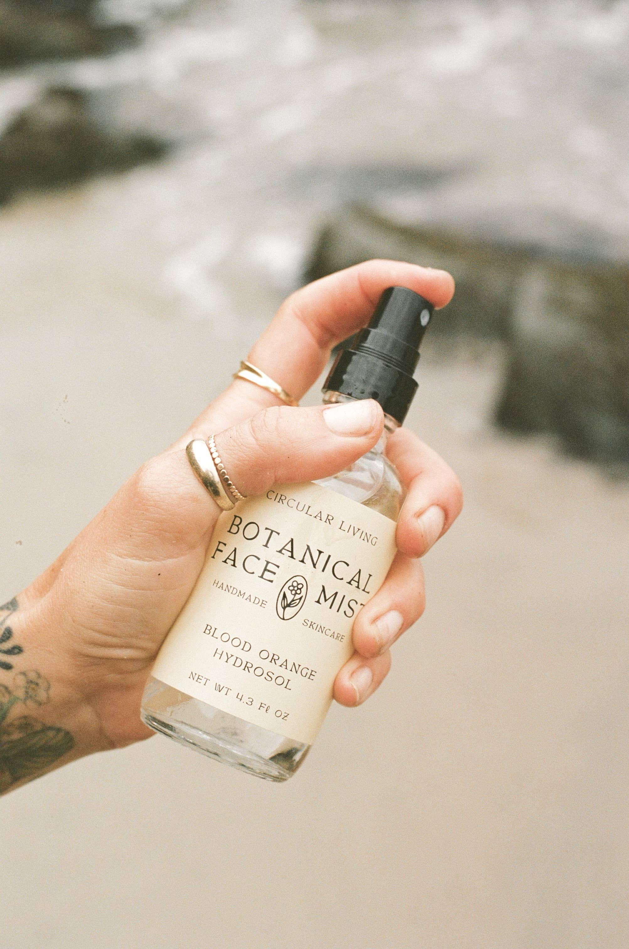 Circular Living - Vente Brume/eau visage et corps - Brume botanique pour le visage, hydrolat d'orange sanguine4