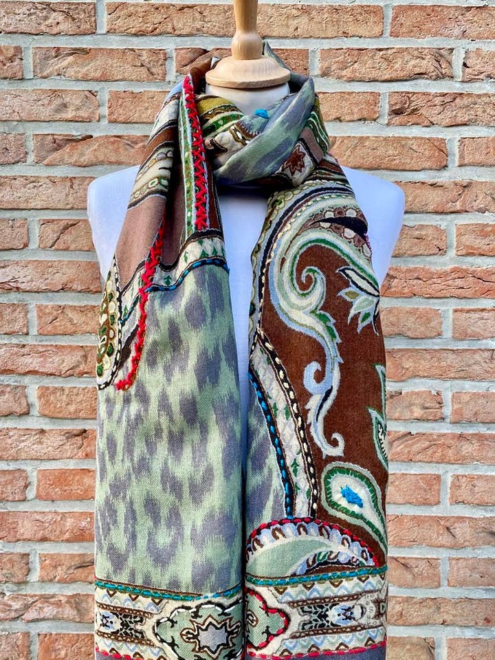 TOSCA SJAAL - 100% WOL voor wholesale door DIWALI PARIS