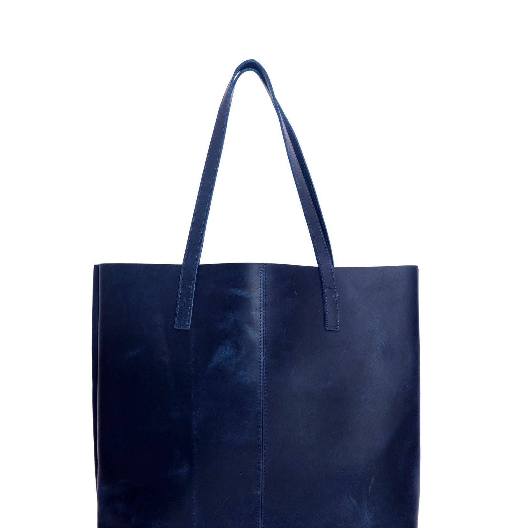 Glamthread - Wholesale Tote bag – Women's - Custom Crafted Classics: Black Leather Tote Bag2