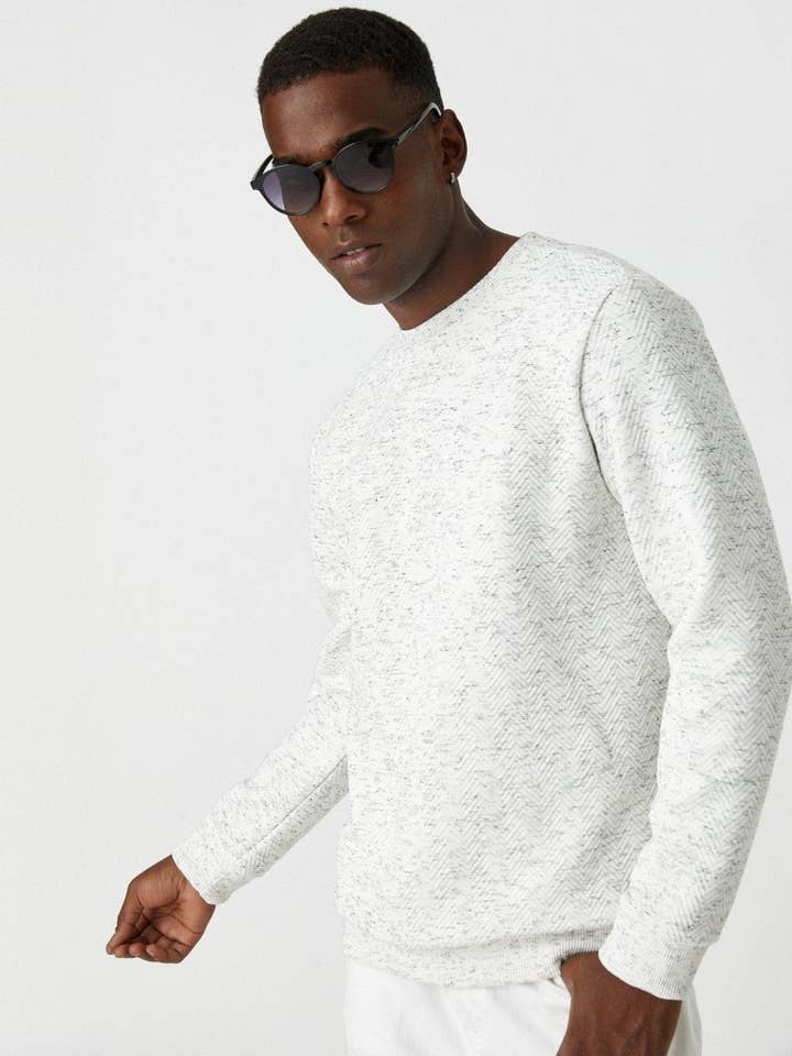 Quilted Crew Neck Sweatshirt in White for wholesale by Usolo Outfitters