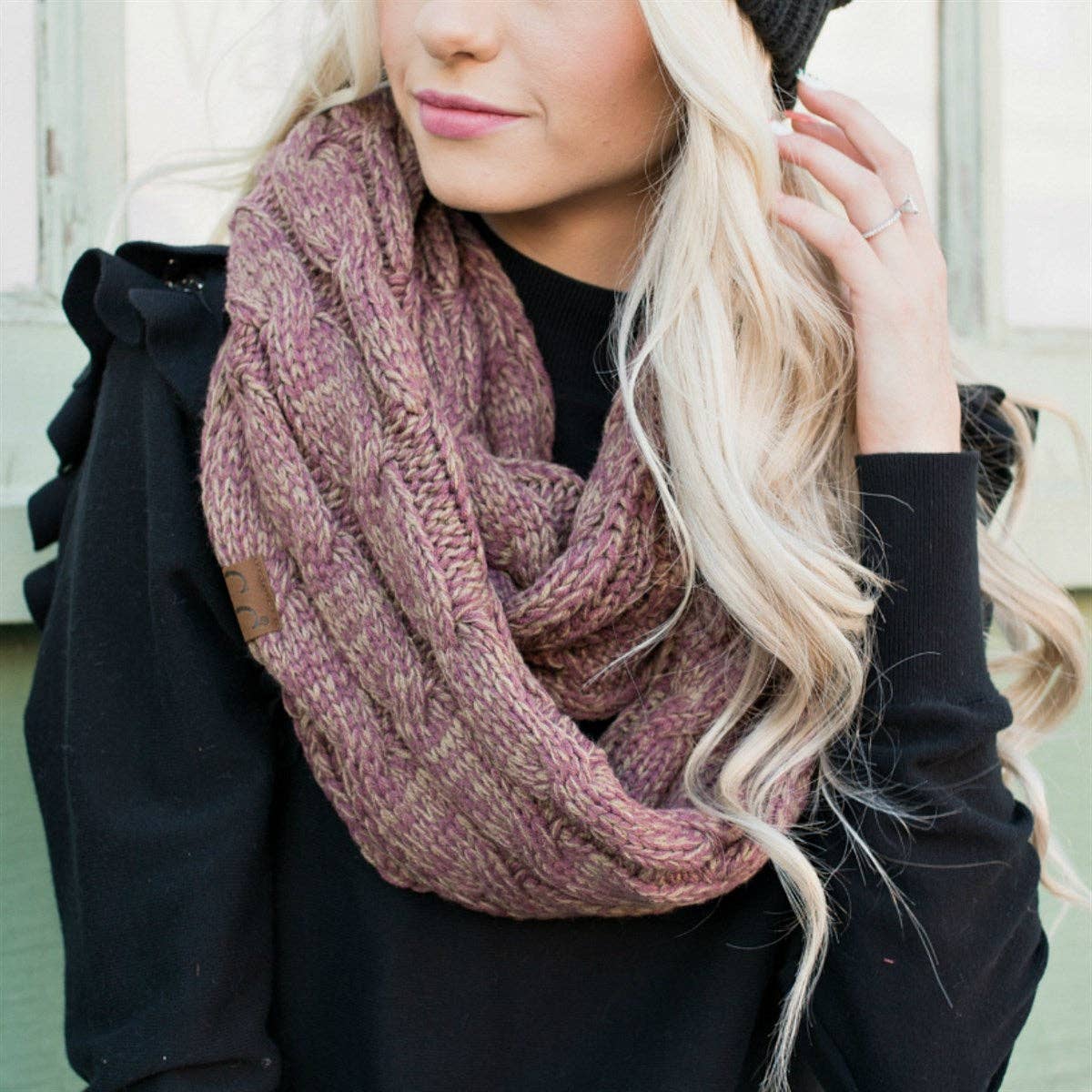 Truly Contagious – Engroshandel Tørklæde - Dame – C.C. Crafted multifarvet infinity tørklæde (SF-816)24