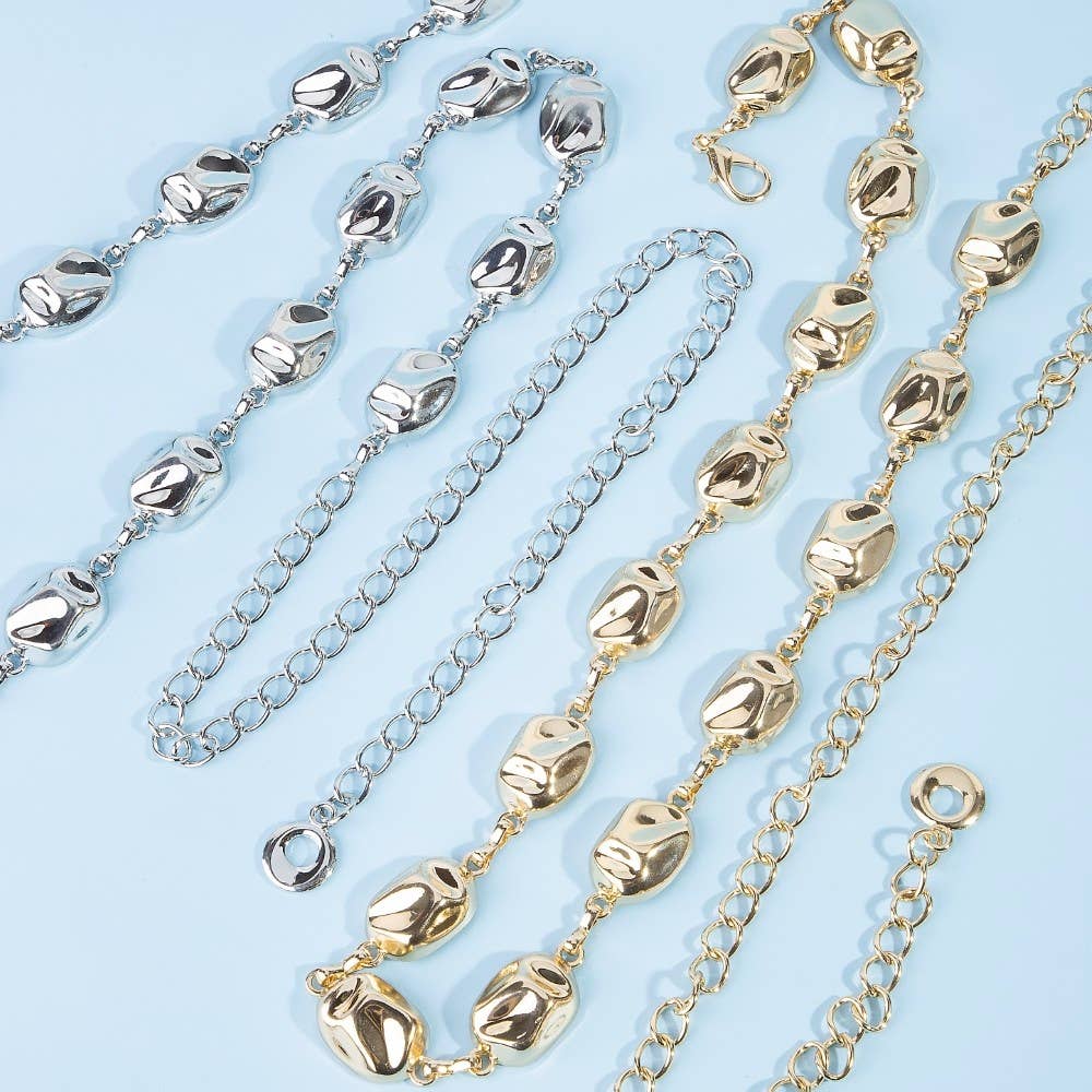 Collections by Fame Accessories – wholesale Belt – Women's – Warped Metallic Oval Link Chain Belt0