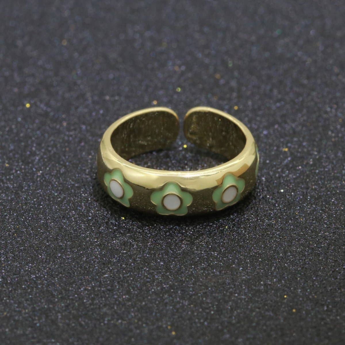 Aim Eternal – Anel de banda por atacado – Anel Ajustável Aberto com Margarida Dourada em Esmalte Joalharia Minimalista Empilhável Anel Midi S-021 ~ S-03024