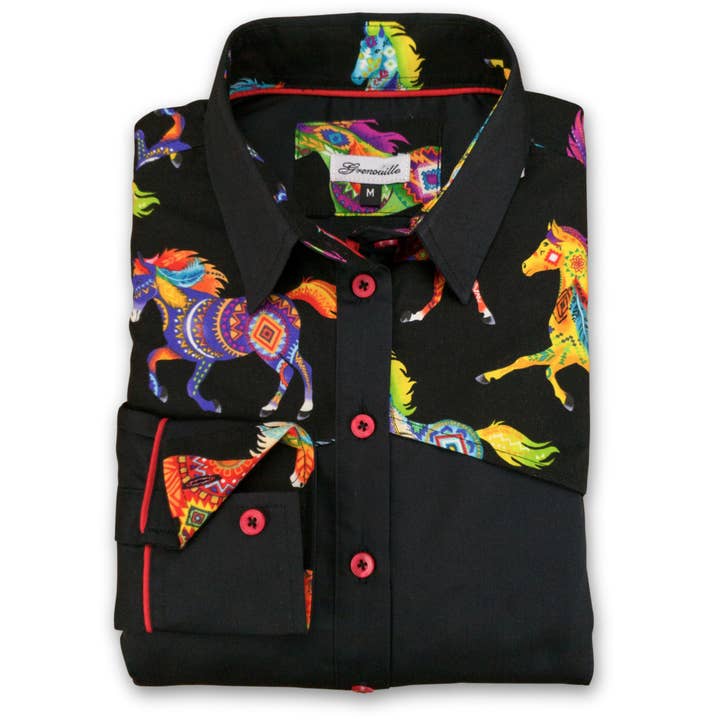 Grenouille svart westernskjorta med färgglada hästdetaljer för wholesale av Salamander Shirts Ltd