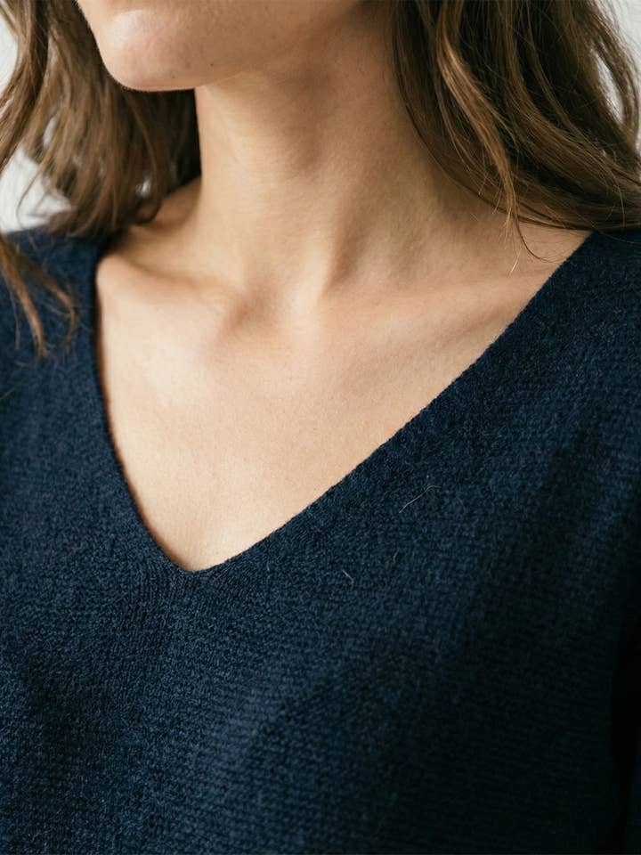 L'Emotion – wholesale Pullovertröja - Dam – Stickad Tröja Långärmad V-ringning Viskos19