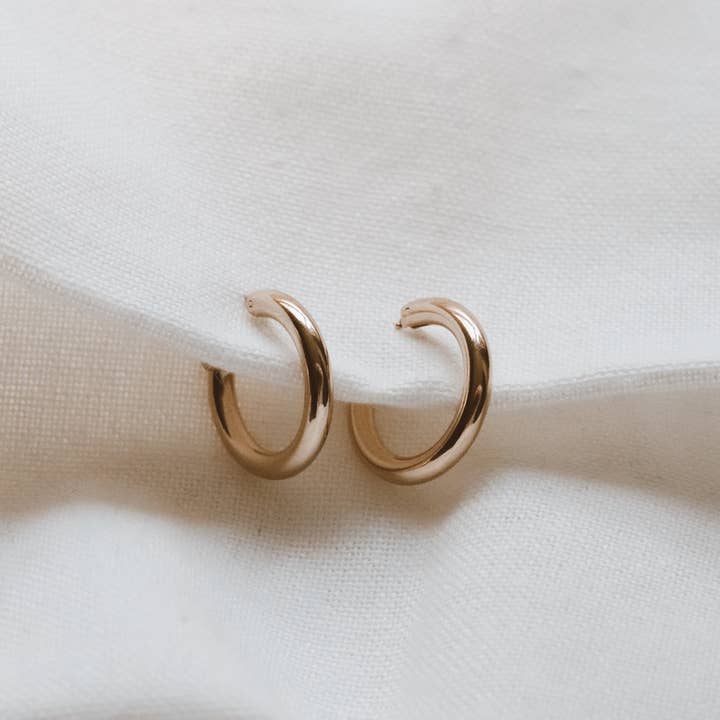 Aude for wholesale by Snowflakes