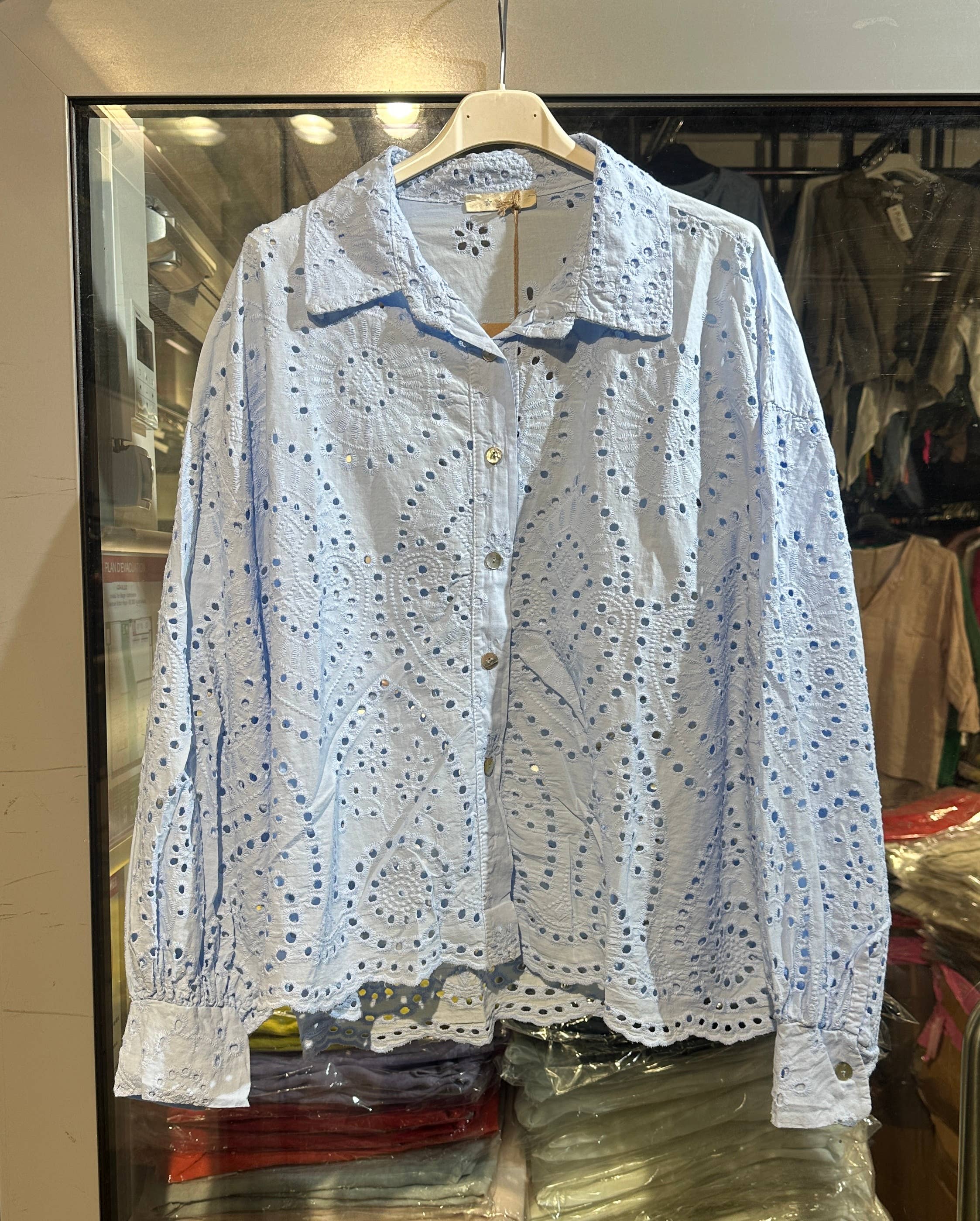 LÉA & LUC – wholesale Buttoned-down shirt – Women's – 100% Cotton Shirt REF. 2028833