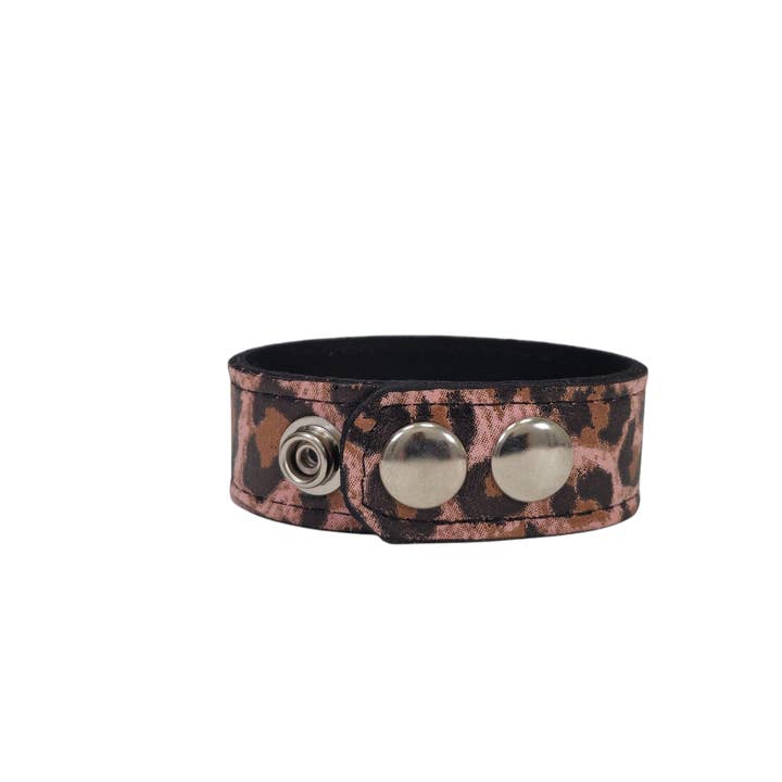 Funk Plus - Wholesale Bangle Bracelet - BC100CHEETAH GENUINE LEATHER LEOPARD CUFF SNAPPED BRACELET3