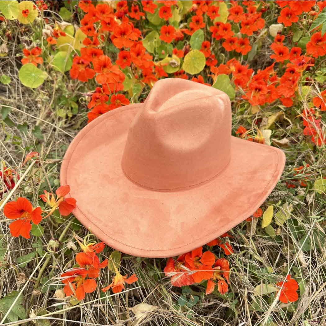 Queens INC – wholesale Cowboy Hat – Women’s – Best seller !!  Fashion Vegan suede Cowboy hat 12
