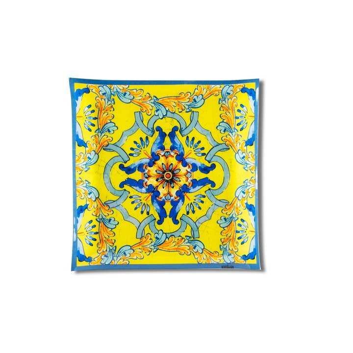 Assiette/Plateau Trinacria 30 x 30 cm pour la vente par Bergamaschi & Vimercati S.p.a.