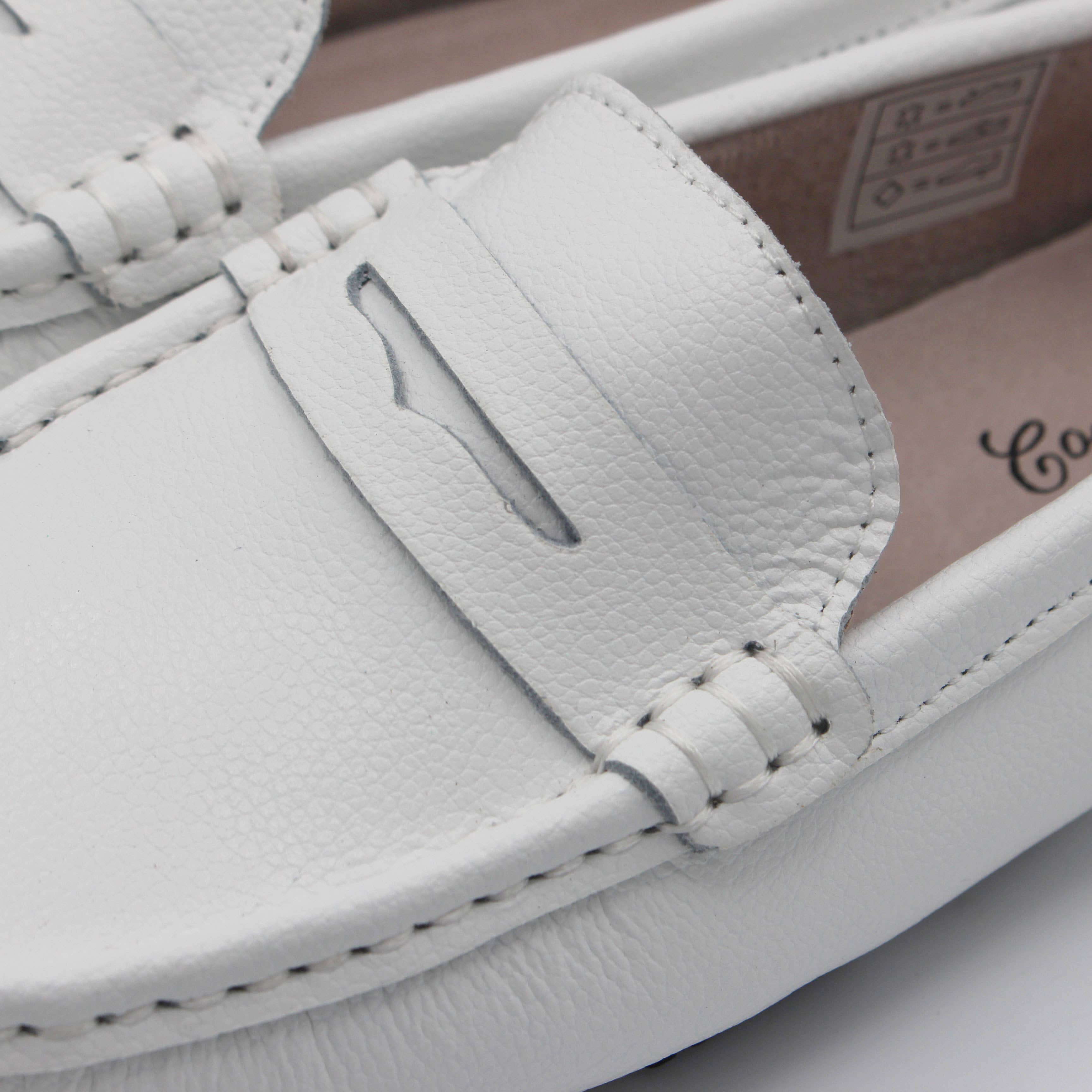 Zerimar 1942 - Wholesale Loafers - Women's - Women's Leather Moccasin Loafer Flat Shoes-Zerimar28