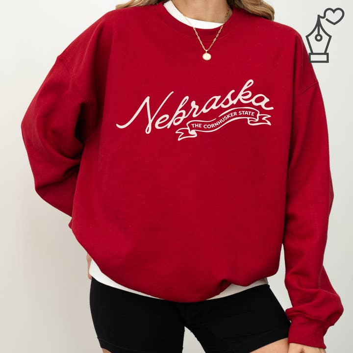 KylieBeth Designs - Vente Sweat-shirt à imprimés – femme - Sweat-shirt à col rond Nebraska, fierté de l'État du Nebraska