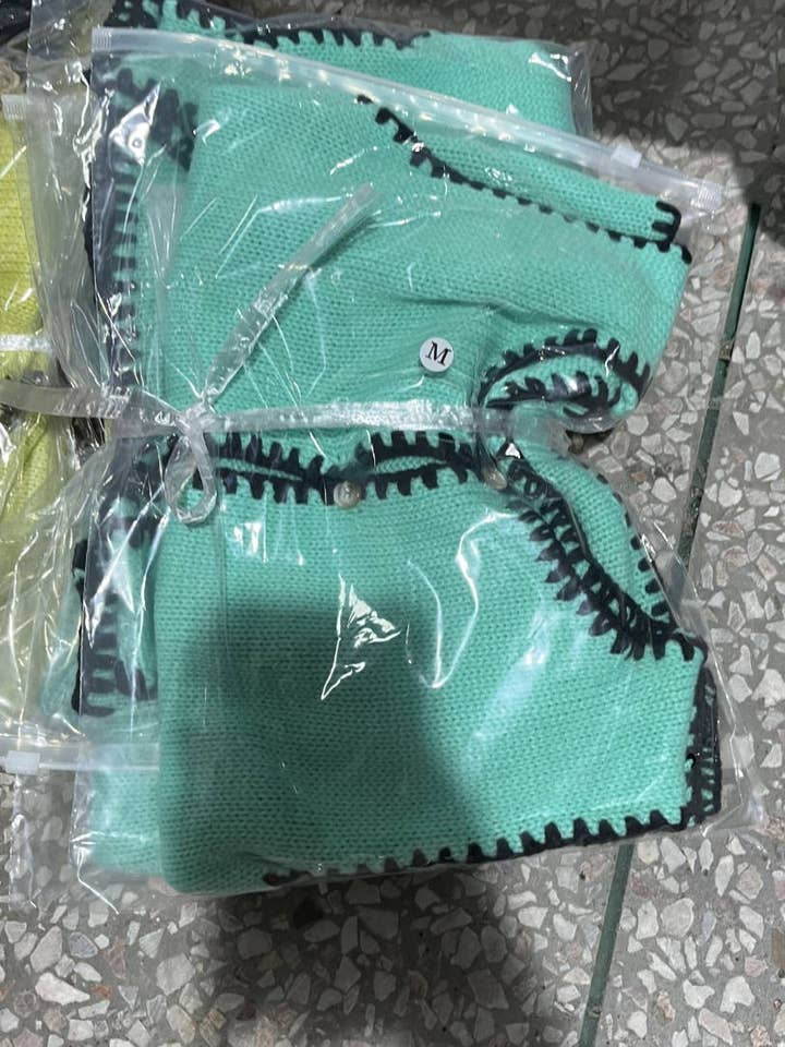 Hope & Sunshine - Wholesale Knit Top - Women's - Colorblock Knit Crop Top With Embroidered Vest2