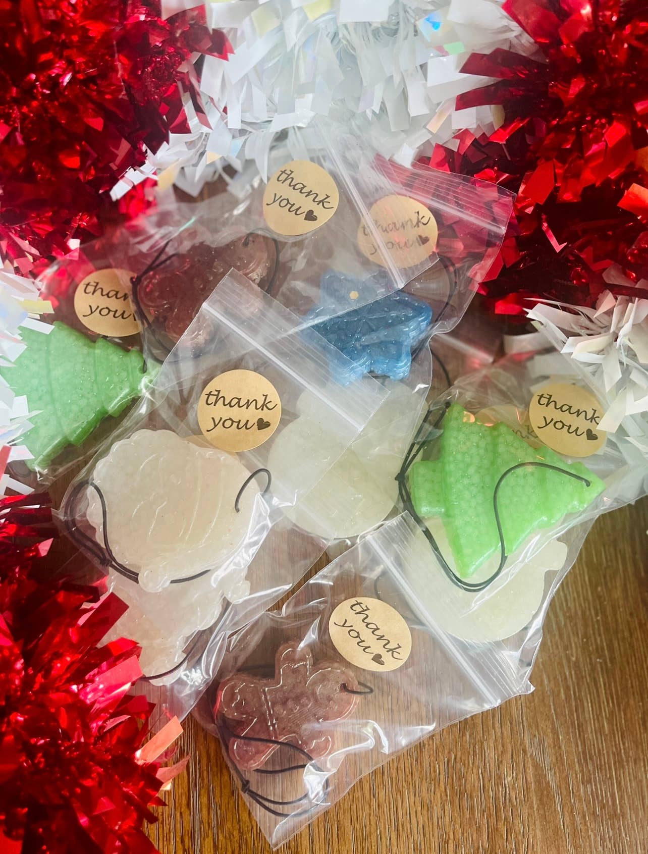 Stay Fresh’ies Air Fresheners - Vente Désodorisant pour voiture – unisexe - Freshies de remerciement de 2 pouces pour Noël et hiver 2