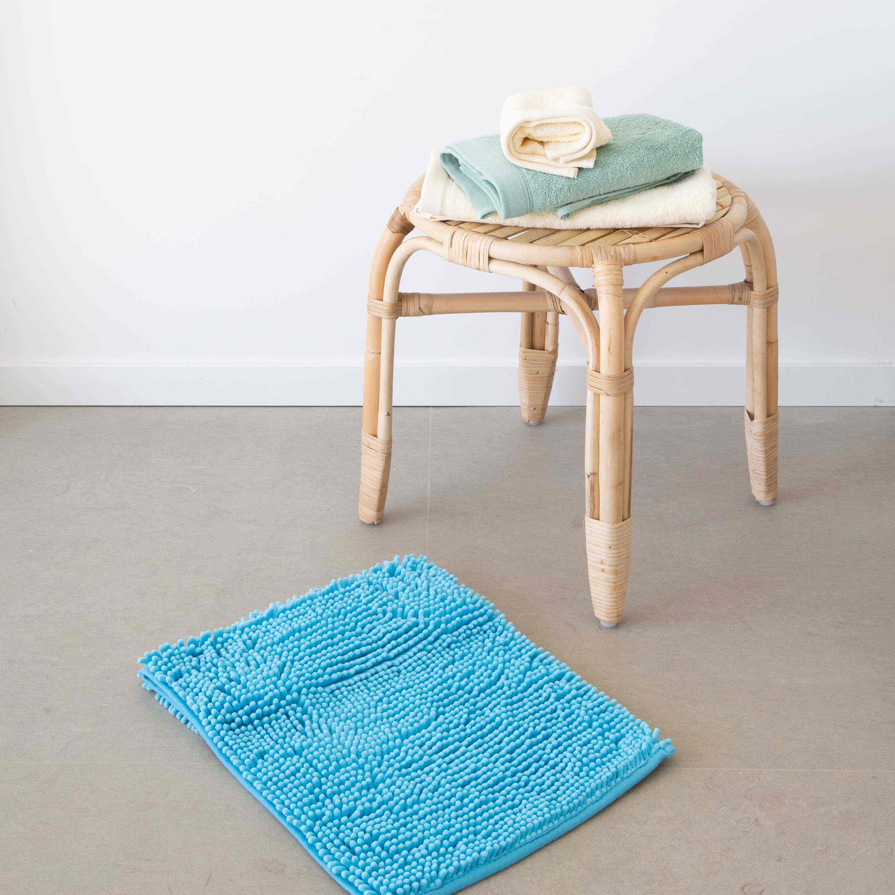 Classic Black Towel for wholesale on Faire3