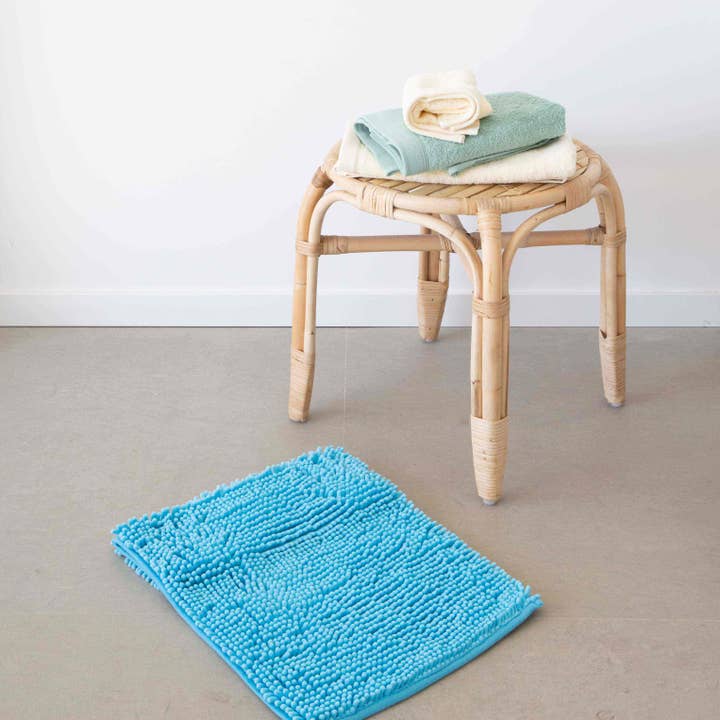 Classic Black Towel for wholesale on Faire3