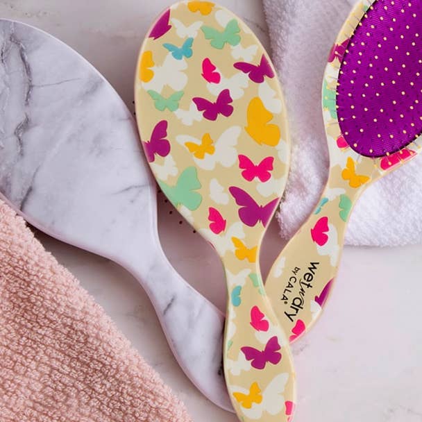 Best Beauty Group - Wholesale Hair Brush/Comb - CALA Wet-n-Dry Detangling Hair Brush2