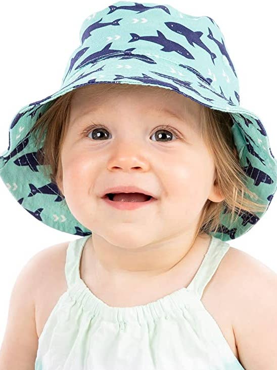 Infant Bucket Hat - Shark Print (0-12 månader) för wholesale av Funky Junque