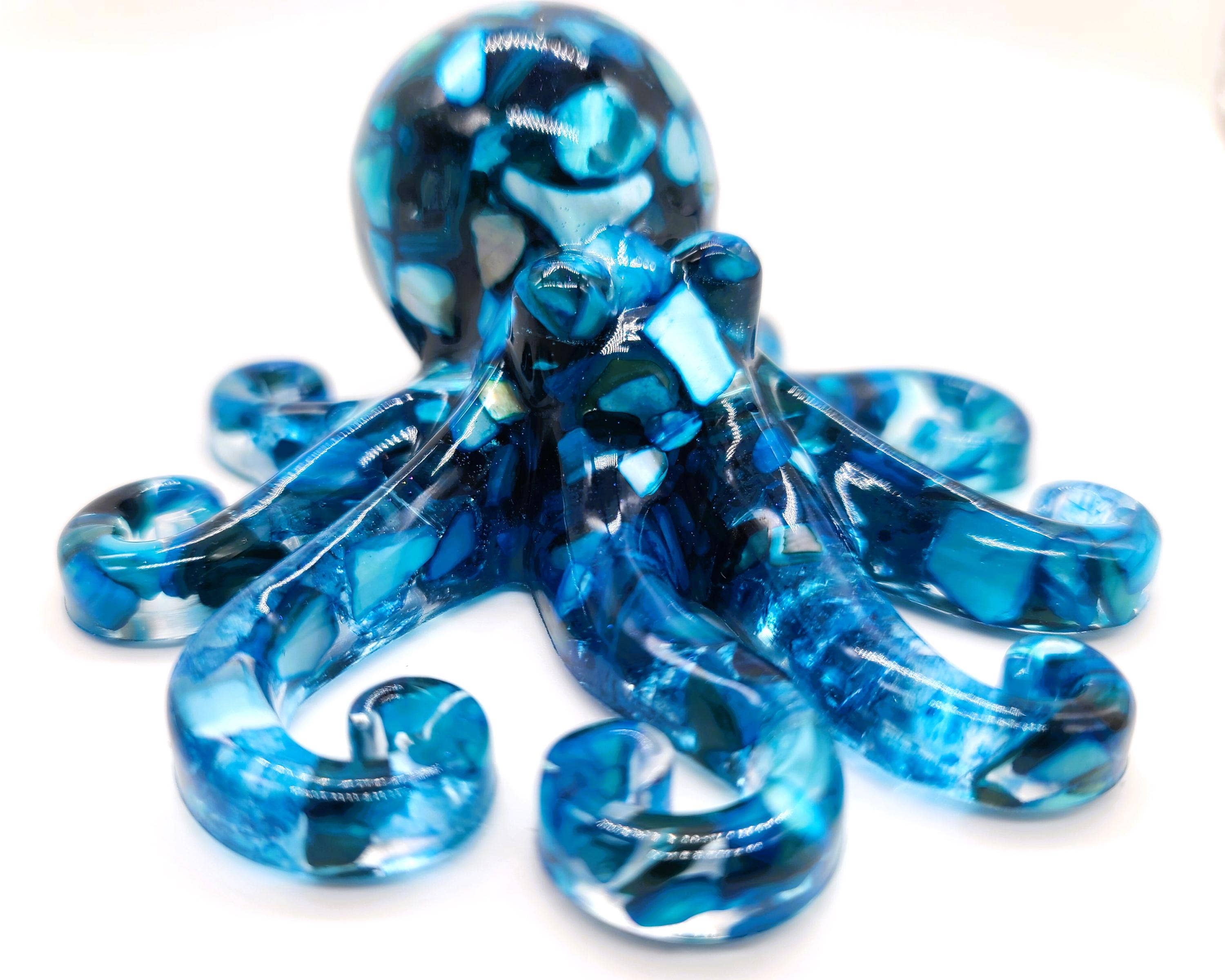 Slightly Askew Art - Wholesale Decorative Tabletop Object - Eco-Friendly Epoxy Resin Octopus with Crushed Sea Shells7