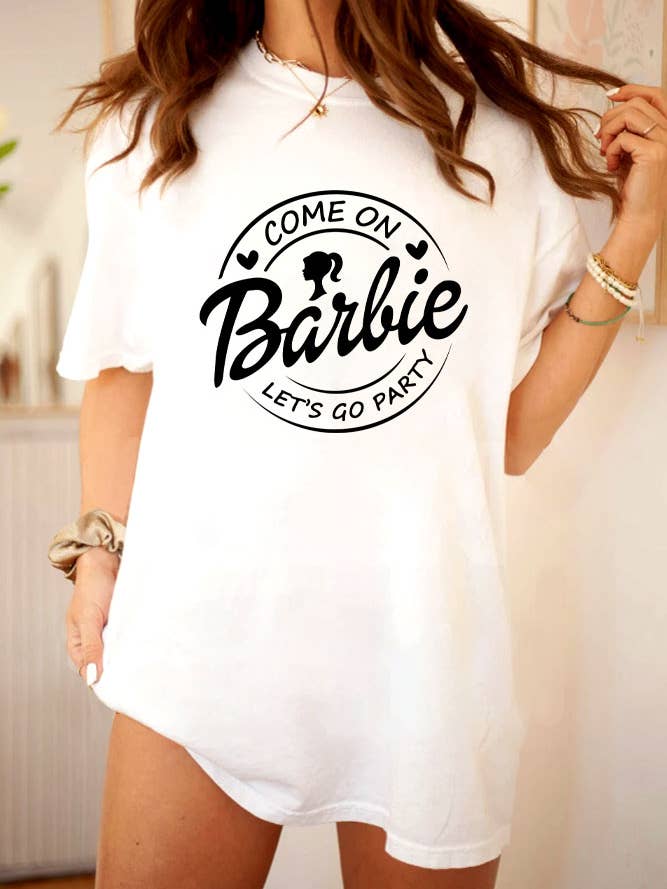 T-shirt unisexe à col rond Come Barbie Lets Go Party, Country pour la vente par Top Avenue