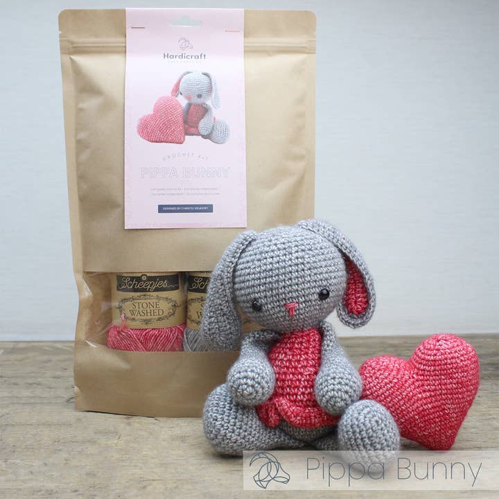 Hardicraft - Wholesale Knitting/Crochet Supplies - DIY Crochet Kit - Pippa Bunny3