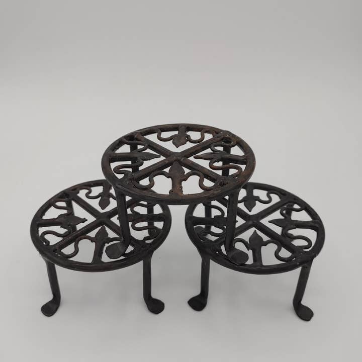 Asia West - Vendita all'ingrosso Portavasi - Supporto per piante rotondo in ferro battuto da 4»4