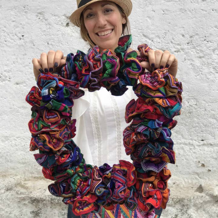 Lumily – Scrunchie - Mulher por atacado – Elástico de Cabelo Multicolorido em Têxtil Sustentável - Guatemala3