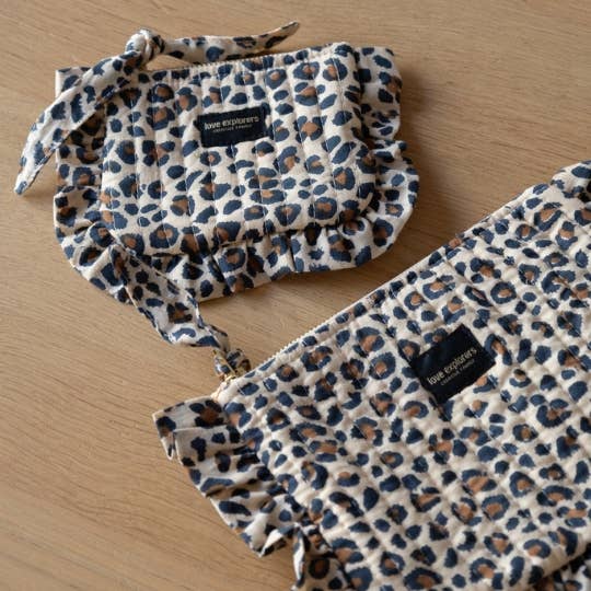 Love Explorers - Wholesale Makeup/Cosmetic Bag - Flat pouch M - beige leopard